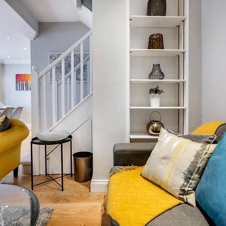 Apartamento Victoria Mews House - By Sojourn Londres Exterior foto